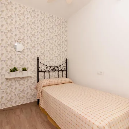 Apartment Sirena West *